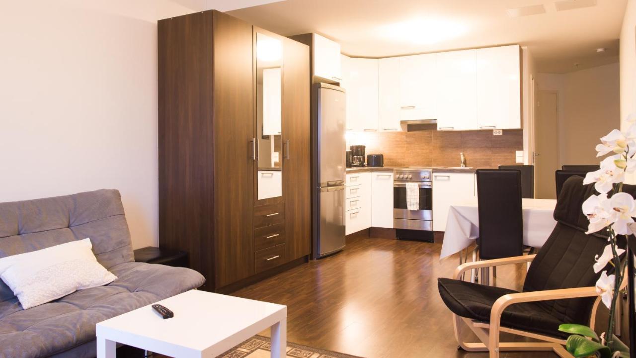 Apartment Hotel Tampere Mn ภายนอก รูปภาพ